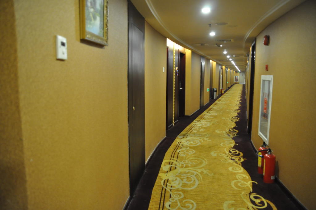Galaxy Hotel Canton Extérieur photo